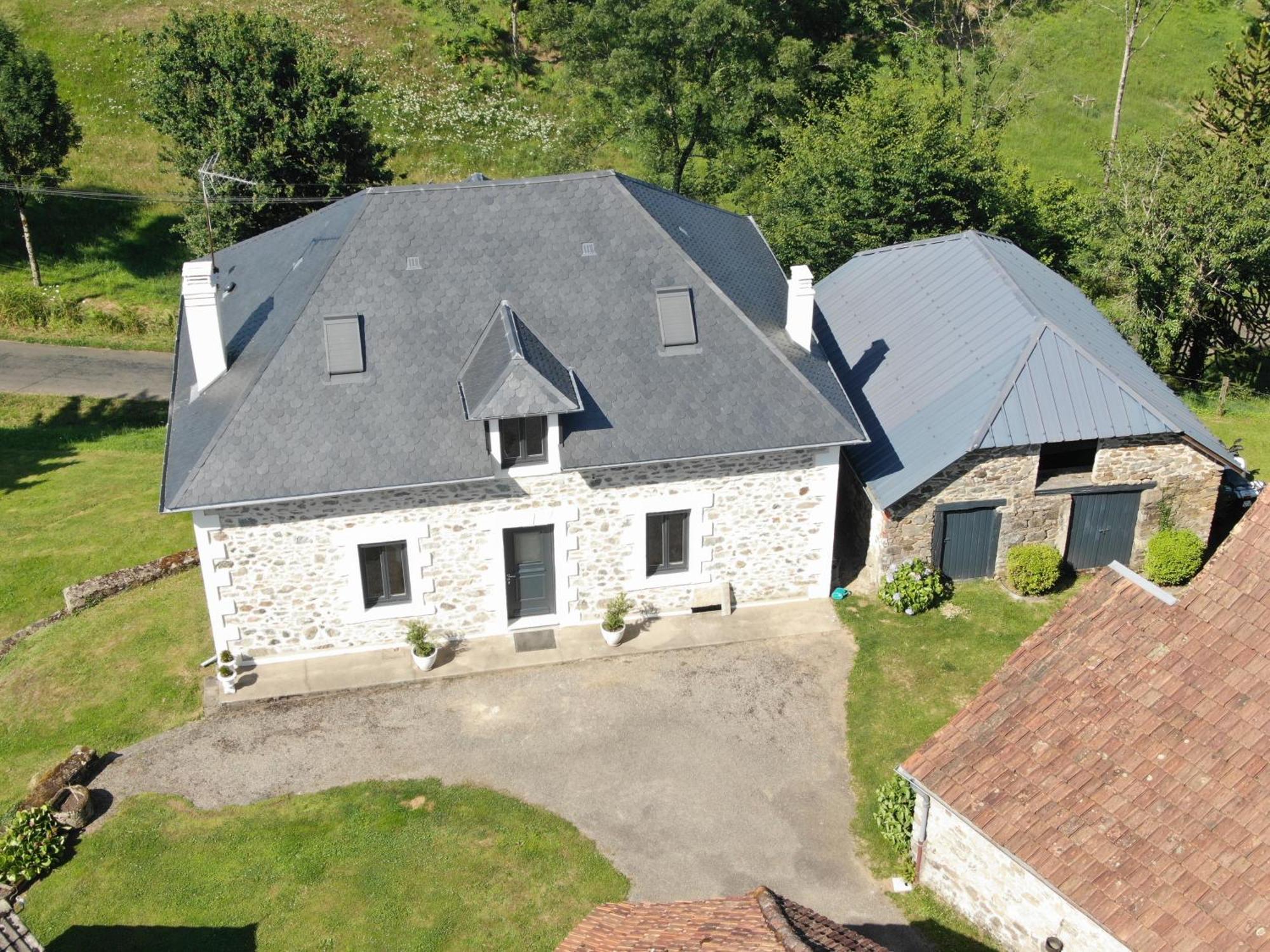 Maison Dans Ancien Corps De Ferme 4 A 6 Personnes Saint-Clement  المظهر الخارجي الصورة
